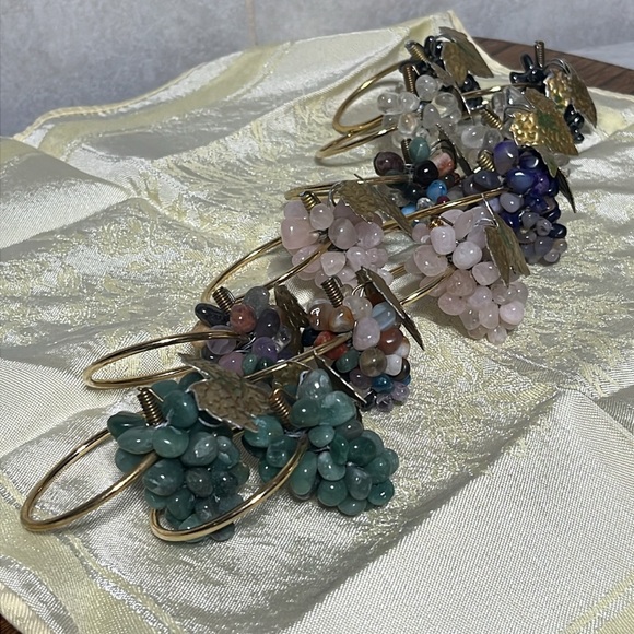 Set of 12 natural stone and brass grape cluster napkin rings mcm boho - Picture 12 of 16
